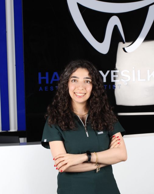 Diş Hekimi Nazlı Efeoğlu